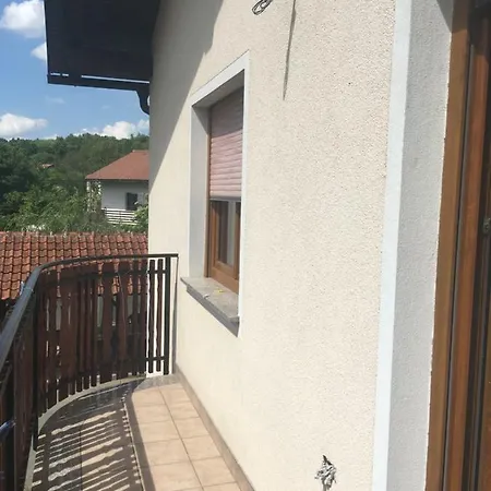 Kmetija Francinovi Alojamento de Turismo Rural Narin